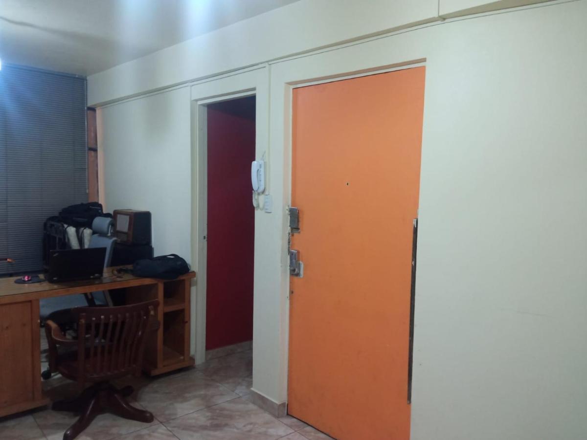 Main Square Apartment Лима Екстериор снимка