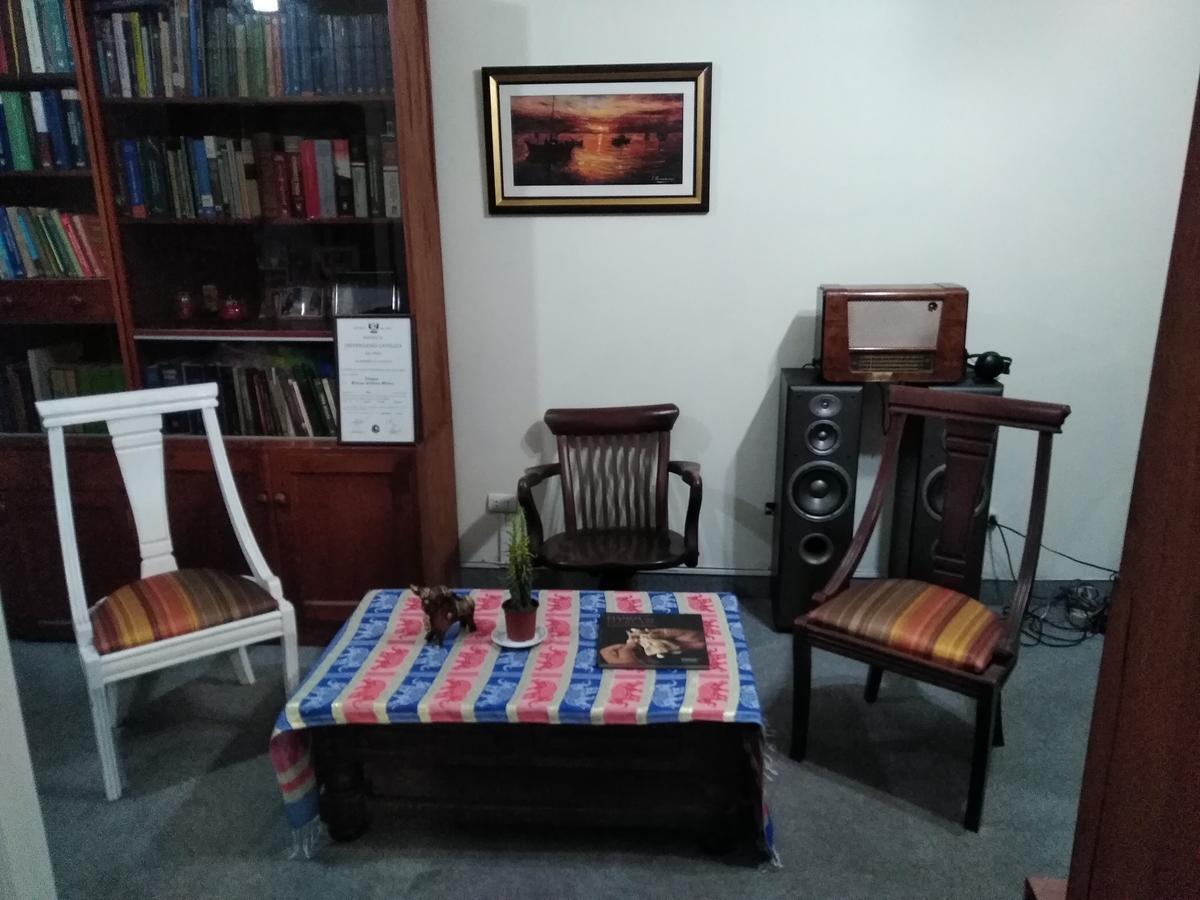 Main Square Apartment Лима Екстериор снимка